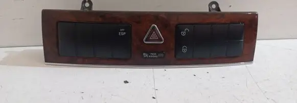 Mercedes-Benz C W203 Hazard light switch 2038702510