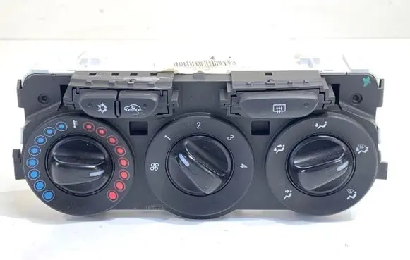 Opel Corsa E Interior fan control switch 466119570