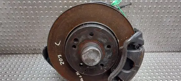 Mercedes-Benz C W203 Front wheel hub spindle knuckle 20900