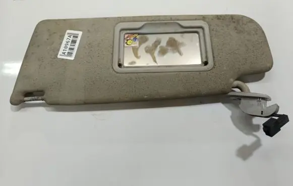 Volkswagen PASSAT B5 Sun visor 8D0857551E