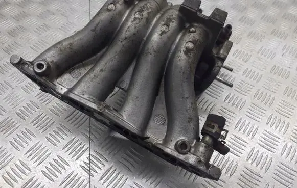 Honda HR-V Intake manifold