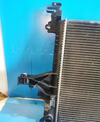 Volvo S60 Coolant radiator 30714047