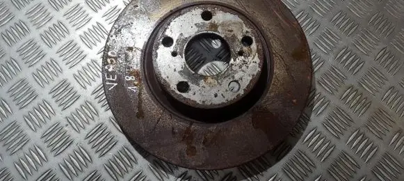 Toyota Corolla Verso AR10 Front brake disc