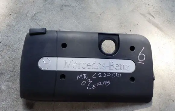 Mercedes-Benz C W203 Engine cover (trim) A6110101167