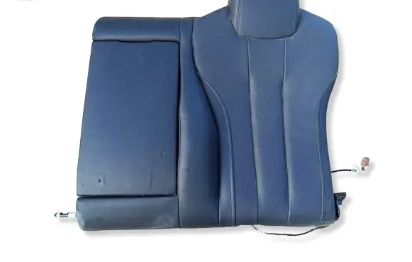 BMW 6 F06 Gran coupe Rear seat 