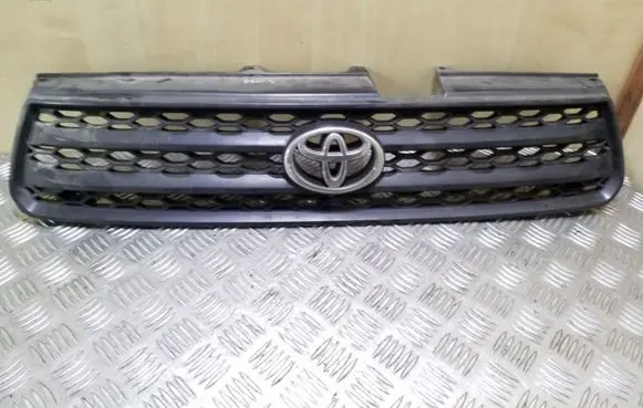 Toyota RAV 4 (XA20) Front grill