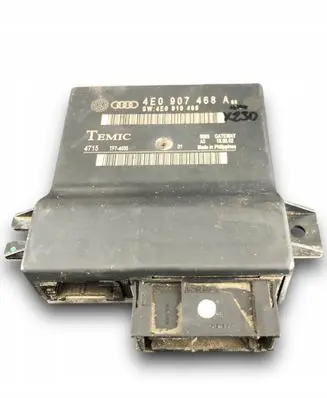 Audi A8 S8 D3 4E Gateway control module 4E0907468A