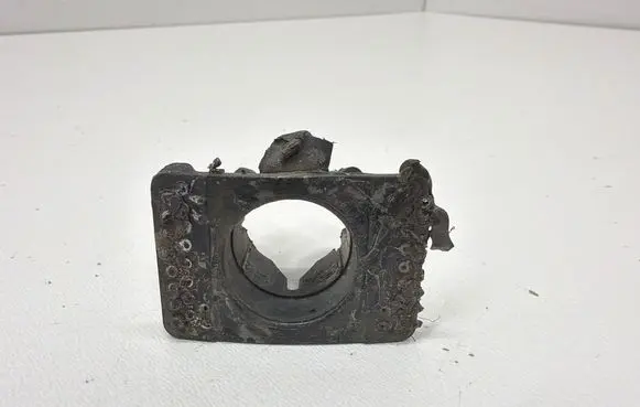 BMW 5 E60 E61 Front parking sensor holder (PDC) 7056873