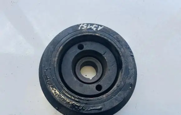 Toyota Avensis T250 Crankshaft pulley