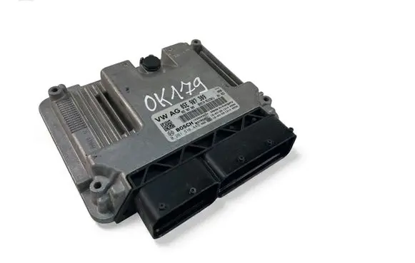 Volkswagen Touran III Engine control unit/module ECU 05E907309 0261S16449