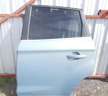 Ford Kuga I Rear door