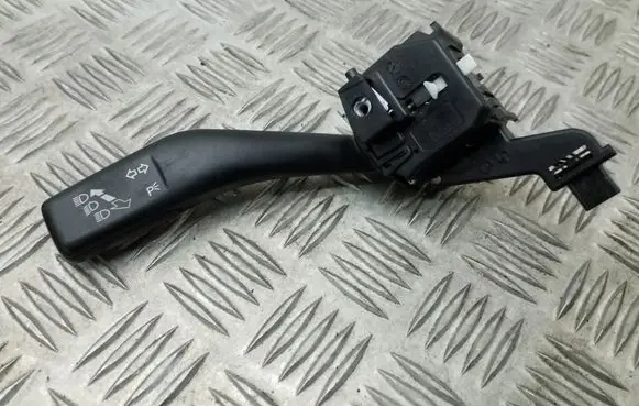 Volkswagen Golf V Indicator stalk 1K0953513E