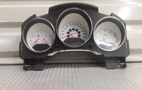 Dodge Caliber Speedometer (instrument cluster) P68026901AB