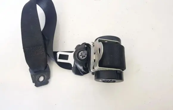 Opel Zafira B Rear seatbelt 13242318 n13241074