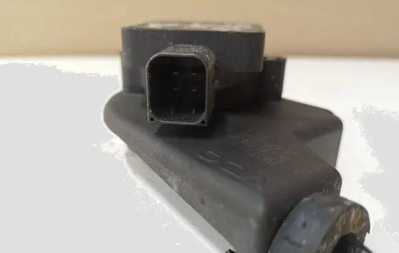Peugeot 607 Accelerator throttle pedal 9643365680 445821001002