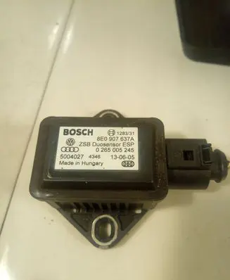 Audi A8 S8 D3 4E ESP acceleration yaw rate sensor 8E0907637A 0265005245