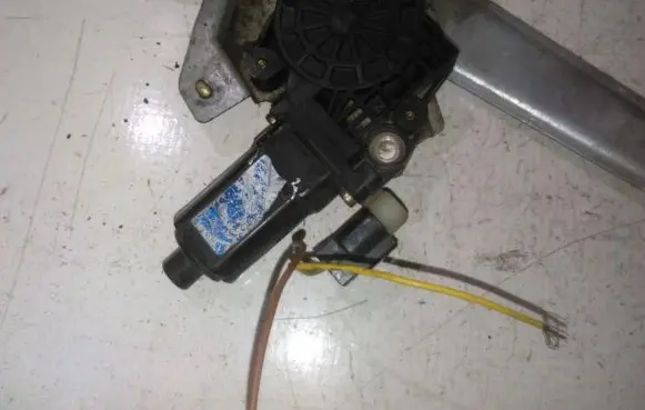 KIA Picanto Rear door window regulator motor