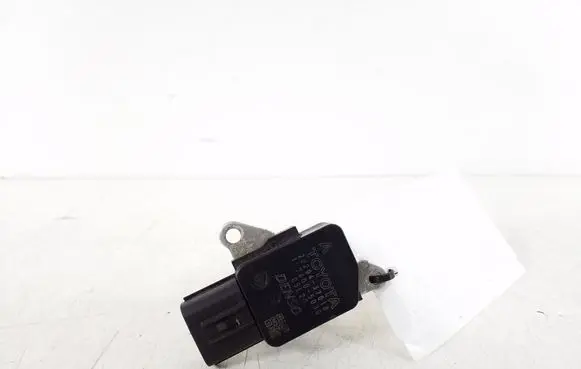 Toyota Auris 150 Mass air flow meter 22204-37010