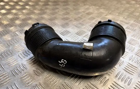 Audi Q7 4M Air intake duct part 059129616 0056088 4013058AC