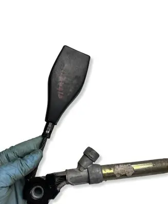Opel Vivaro Front seatbelt buckle 543