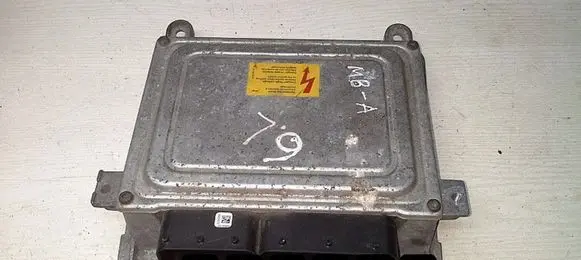 Mercedes-Benz A W169 Engine control unit/module A0014460240