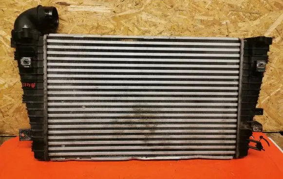 Opel Astra H Intercooler radiator 13223393 1642A WTP8761