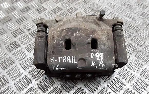 Nissan X-Trail T32 Front brake caliper
