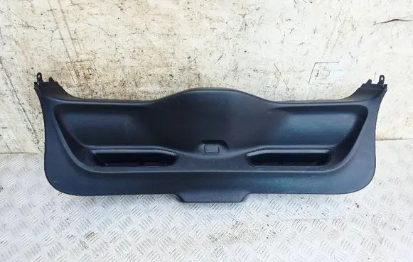 Volvo V40 Tailgate trim 31291049