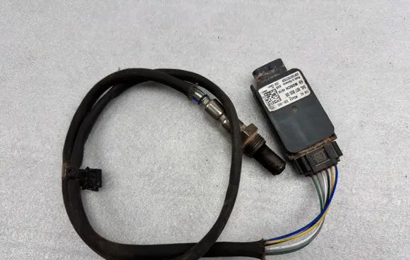 Audi A3 S3 8V Lambda probe sensor 04L907805DE