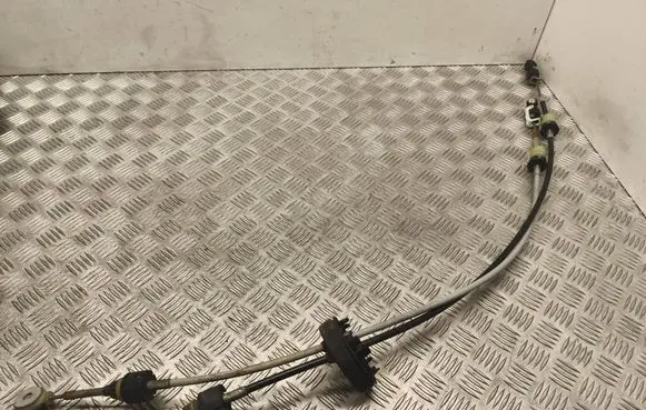 Opel Signum Gear shift cable linkage 55355351