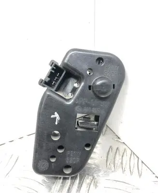 BMW 3 E46 Tail light bulb cover holder 230569