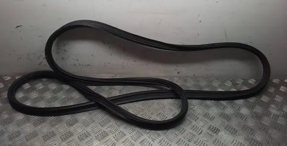 Lexus RX V Rubber seal loading door 3D190254