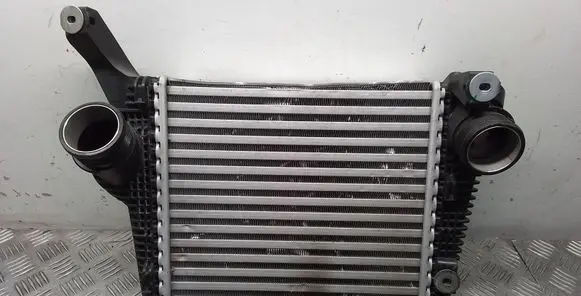 Porsche Macan (95B) Intercooler radiator 95B145803F