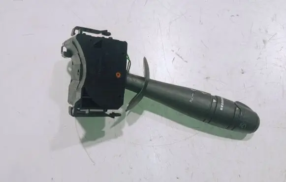Renault Espace IV Wiper control stalk 8200012244 34448501AV 15A4CRCY