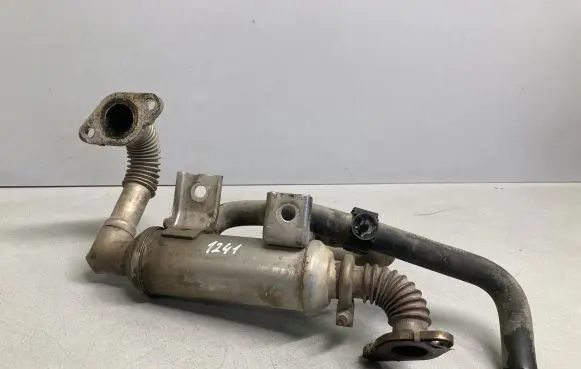 Ford Focus EGR valve cooler 4M5Q9F464BC