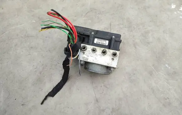 Fiat 500 ABS Pump 51884549 0265232846