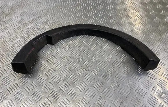 Volkswagen Touareg II Other trunk/boot trim element 7P06011251
