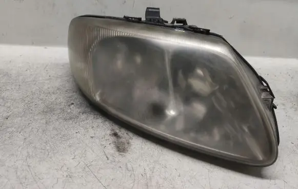 Chrysler Voyager Headlight/headlamp