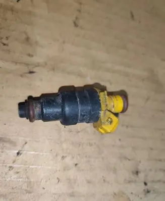 Fuel injector