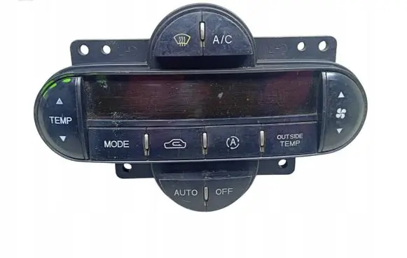 KIA Carens I Climate control unit OK2FB61190