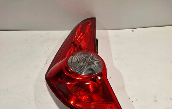 Opel Agila B Rear/tail lights