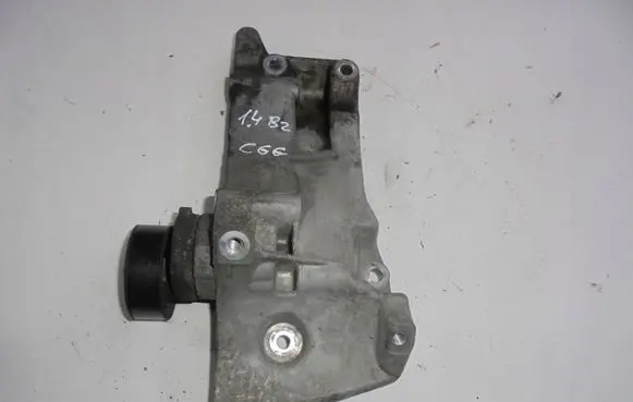 Skoda Fabia Mk1 (6Y) Generator/alternator bracket 036145169G