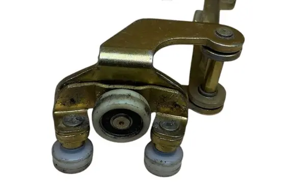 Mercedes-Benz Sprinter W901 W902 W903 W904 Sliding door lock loop/hook striker FT95529 36G118