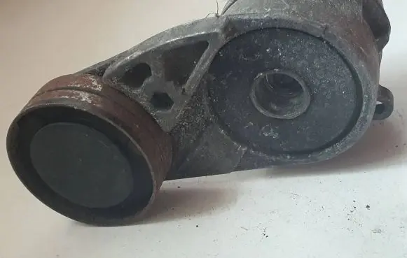 Audi 100 S4 C4 Alternator belt tensioner 078903133M 42100