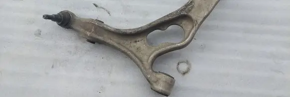 Volkswagen Touareg II Front lower control arm/wishbone 7P0407151E