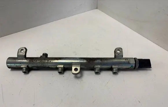 Iveco Daily 3rd gen Fuel main line pipe 0445214100