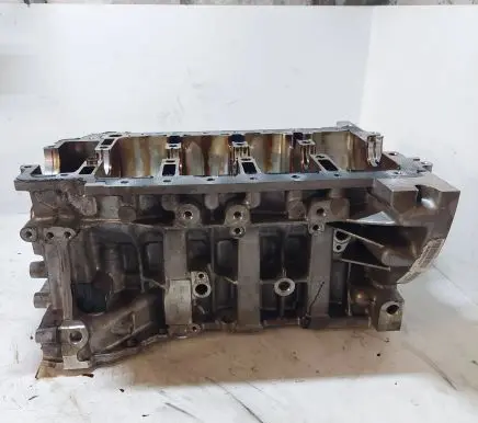 BMW 3 F30 F35 F31 Engine block 7587604