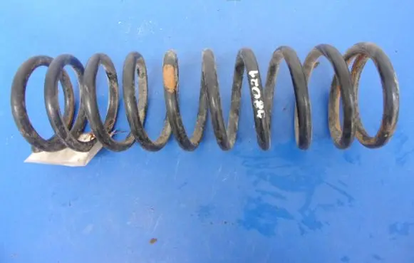 Volkswagen Polo II 86C 2F Rear coil spring