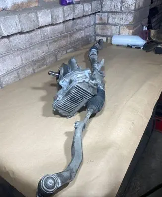 BMW 2 F46 Steering rack 19071310 6885887 38229220431