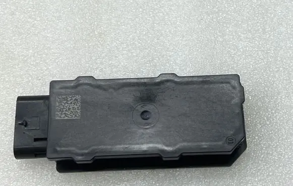 Volkswagen ID.4 Keyless system antenna 5WA962133D